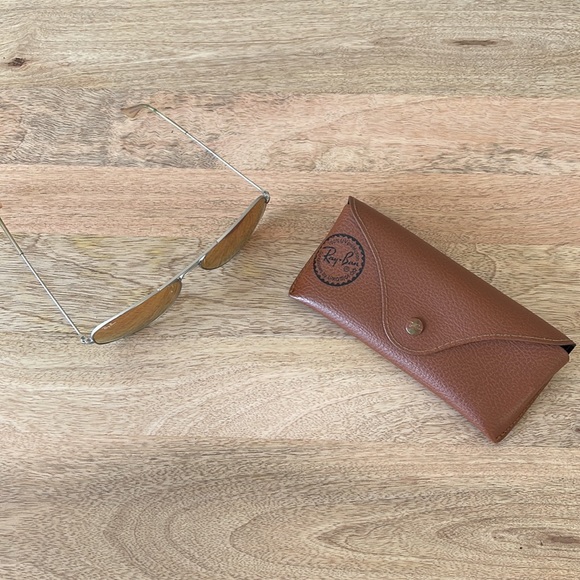 Ray-ban Aviator Sunglasses - Picture 6 of 6